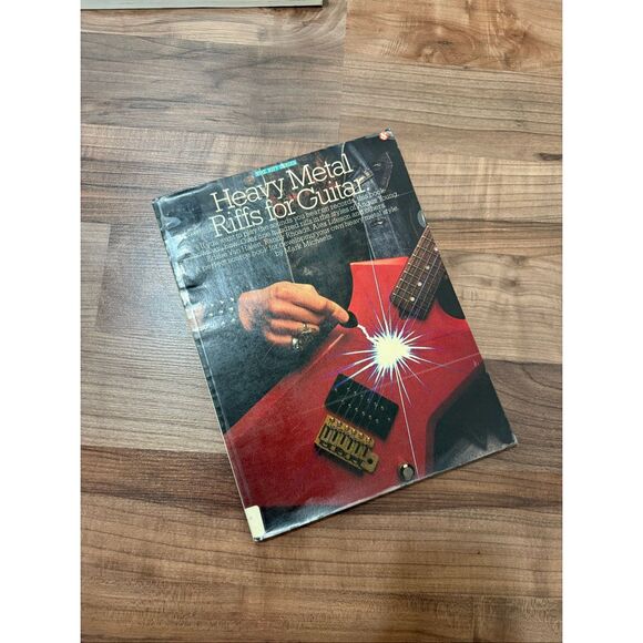 Vintage Heavy Metal Riffs Paperback 1980s Chords Mark Michaels - Picture 1 of 5